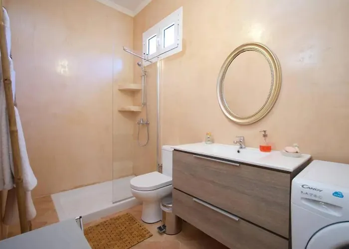 Casa Di Vito, 10m From Sami's Main Square