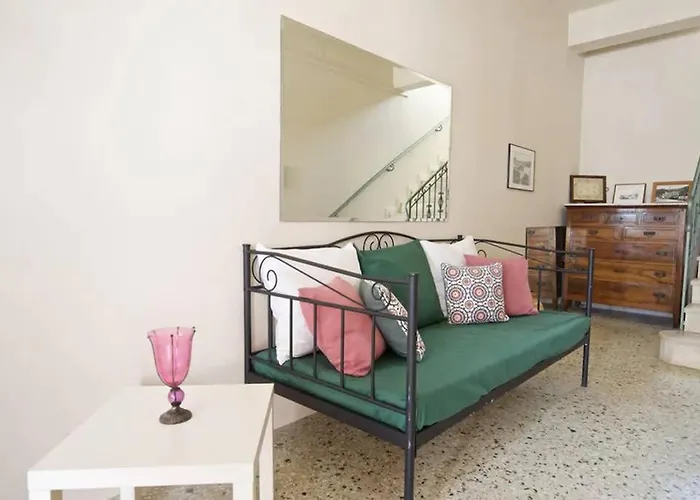 Casa Di Vito, 10m From Sami's Main Square *