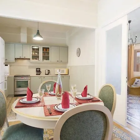 Casa Di Vito, 10m From Sami's Main Square سامي